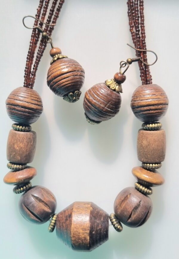 Brown Wood Necklace with matching Earrings