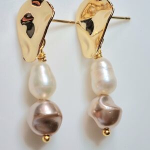 Natural Freshwater Earring