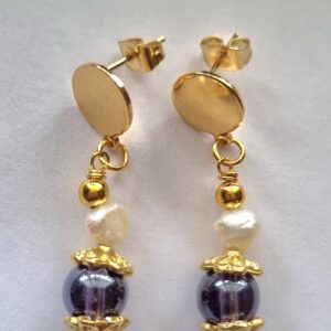 18k Yellow old and 8mm purple glass, with white bead pearls