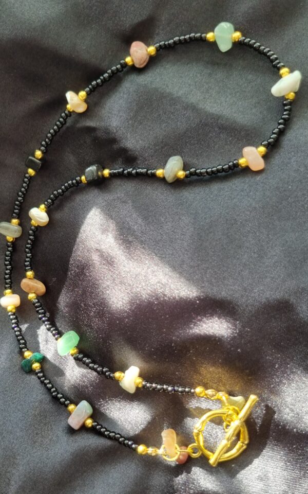 Boho-Chic handmade colorful chip beads beaded design pendant