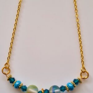 18k gold chain modern necklace with green beads 21 cm long